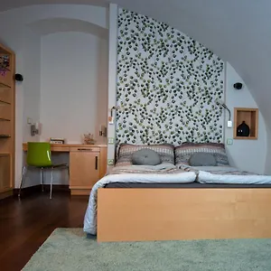Apartment Trziste