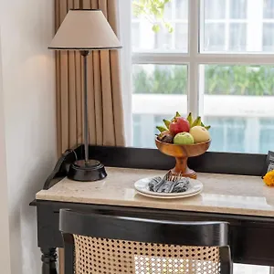 Hotel The Colony Bali ****