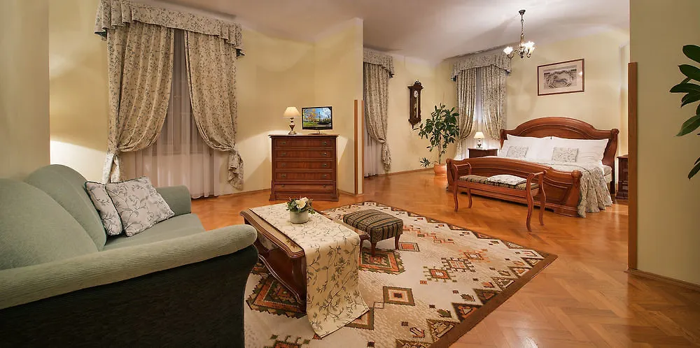 Boutique Hotel Constans Prague 4*,