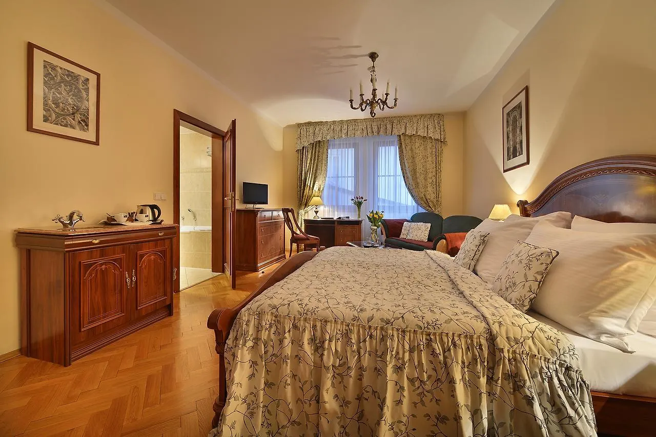 Boutique Hotel Constans Prague 4*,